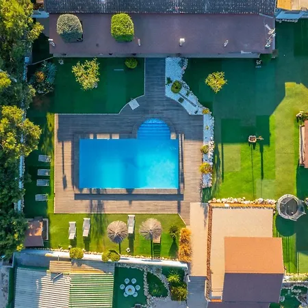 Villa Bah Ama Breeze By Fidalsa
